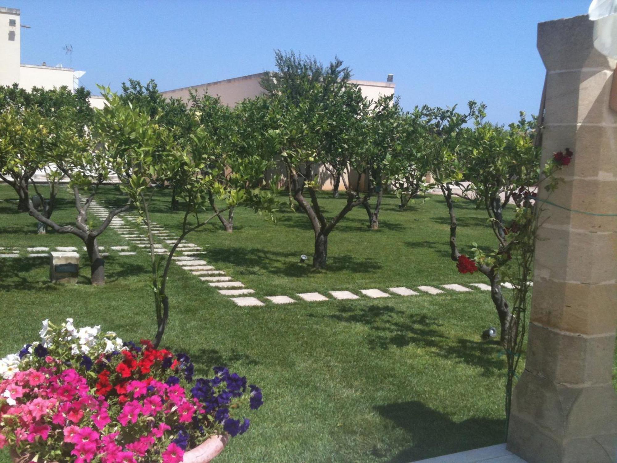 Masseria Li Campi كافالينو دي ليتشي المظهر الخارجي الصورة